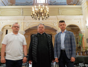 Parafia w Czarncy otrzyma 70 tysięcy złotych z budżetu państwa na renowację kościoła. Po raz kolejny pomógł poseł z Włoszczowy