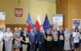 Ponad 900 tysięcy złotych dotacji dla gmin i instytucji z powiatu włoszczowskiego na rozwój infrastruktury rekreacyjnej