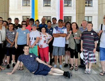 Osoby niepełnosprawne odwiedziły Bartłomieja Dorywalskiego w Sejmie