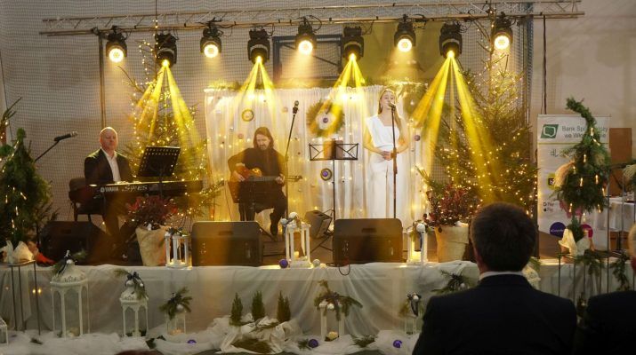 Imprezę powiatową uświetnił koncert świąteczny przedstawicieli Uniwersytetu Muzycznego Fryderyka Chopina z Warszawy
